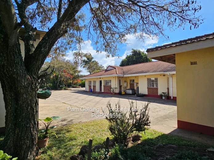 Expansive 4 Bedroom Family Home On 2 Acres