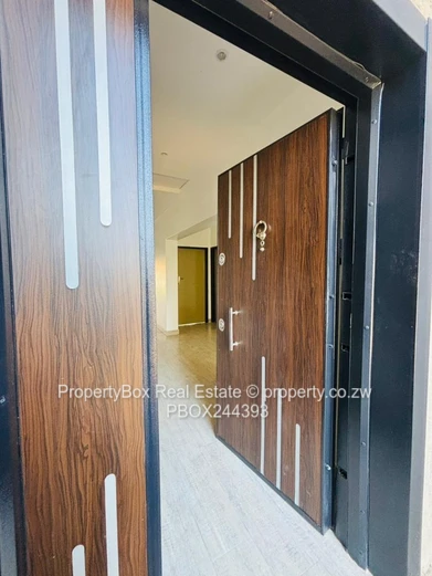 Cluster Unit for rent in Waterfalls available 1 August