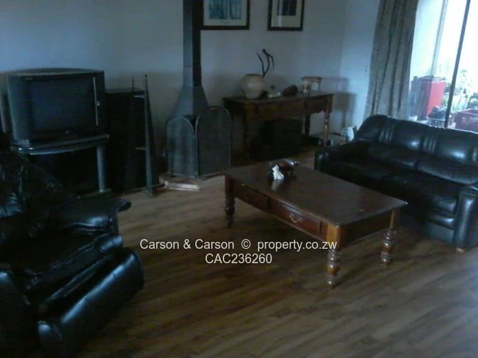 Kambanji: Spacious 3BR/3BA Home on 3800m² with Borehole