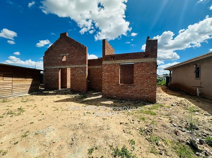 Incomplete House in Arlington Estate