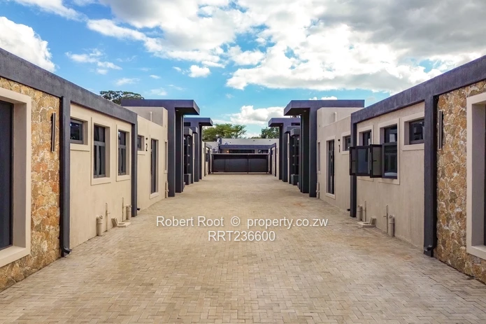 4 bed cluster home in Mount Pleasant