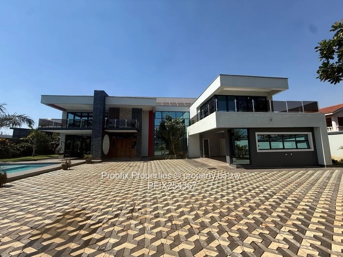 Mansion For Sale In Mt Pleasant Heights Phase 1