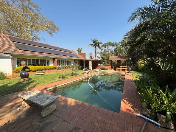 5 Bedroom House
