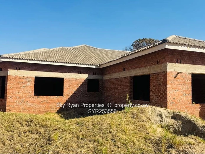 *House For Sale in Bluffhill 