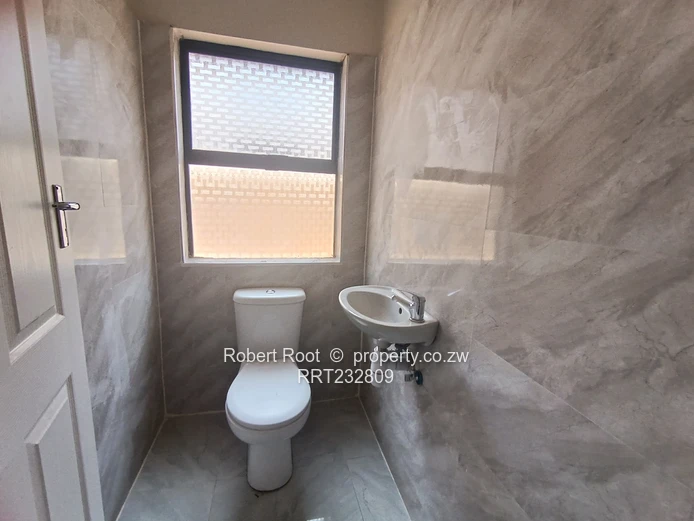 3 Bedroom Garden Flat To Rent In Avondale West