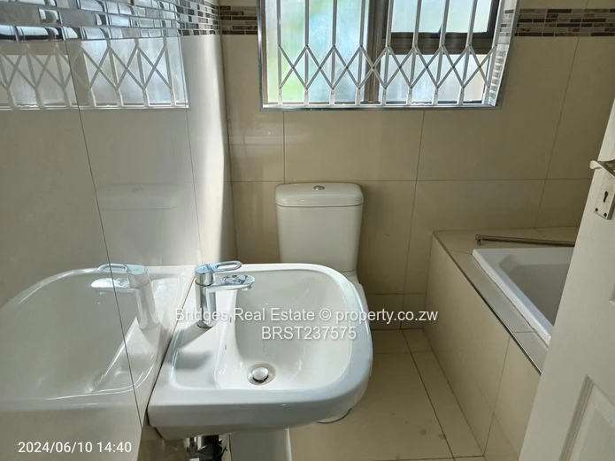 Strategic Frontage (Sole Mandate)