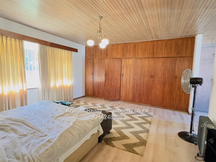 AVONDALE Executive Family Home | US$570k (Sole Mandate)