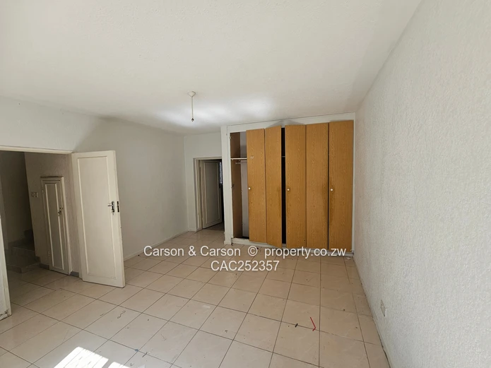 3 beds townhouse for rent