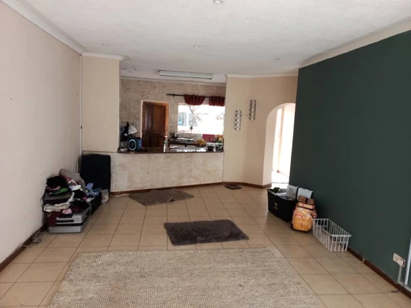 3 Bedroom Garden Flat