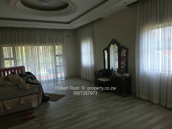 6 Bedroom Executive Townhouse to Rent in Helensvale