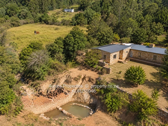 Expansive Farm In Airdale, Nyanga