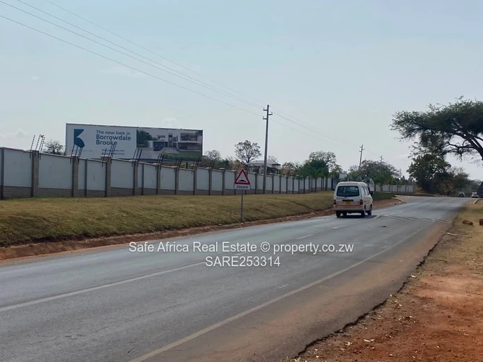 43 Hectares Borrowdale Brooke- Crowhill Road Frontage Plot For Sale