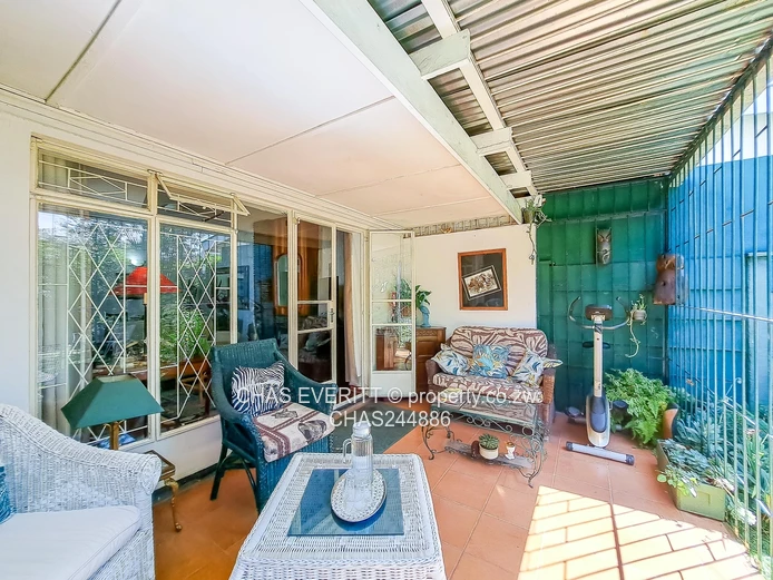 Fully Furnished Duplex Apartment In Avondale 