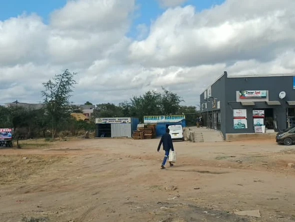 Commercial & Industrial Land