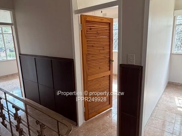 3-Bedroom Duplex with Private Garden 