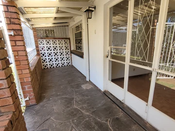 2 Bedroom Garden Flat