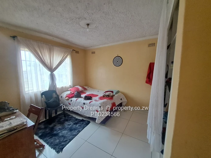 4 Bedroom house to let