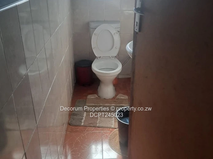 Spacious 4-Bed Home in Waterfalls- Mainway Meadows with Borehole