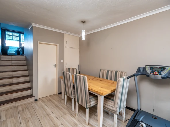 2 Bedroom Garden Flat