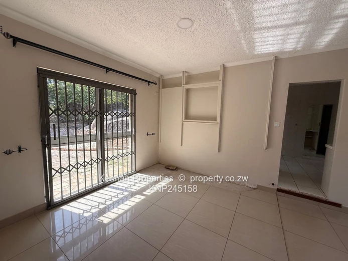 Spacious family home with attached 3 bedroom cottage