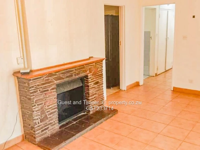 3-Bed House For Sale In Chadcombe