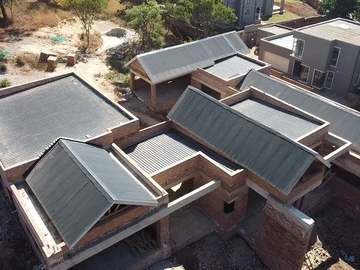 Your Dream House awaits you in Glenlorne