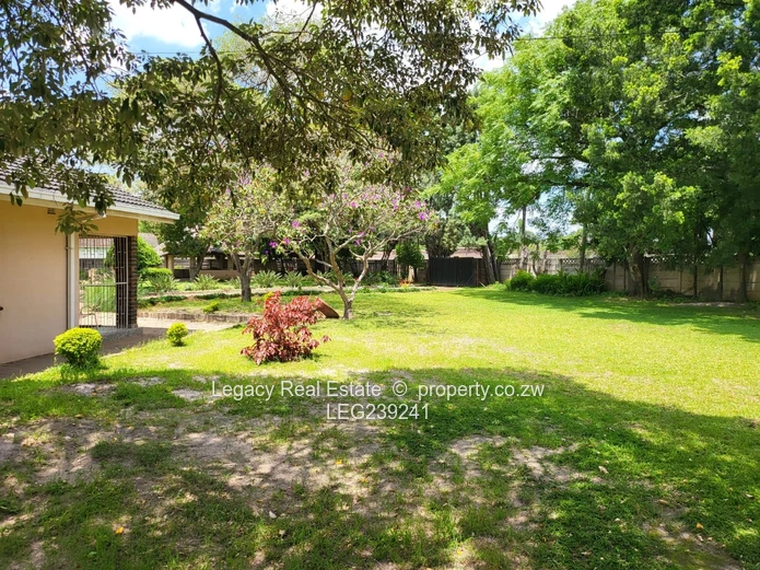 Strategic Commercial Property – Ideal for Corporate HQ or Logistics