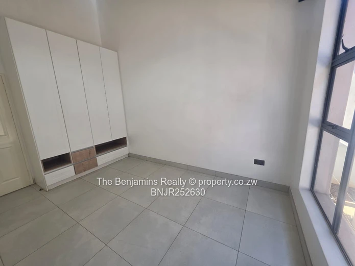 Townhouse In Avondale