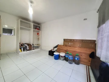 4 Bedroom Garden Flat