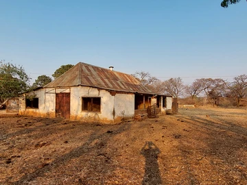 Farm & Agricultural Land