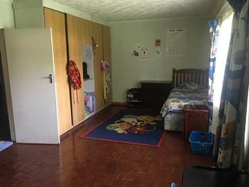 2 Bedroom Flat & Apartment