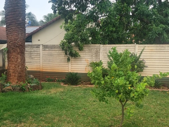 3 Bedroom Flat & Apartment