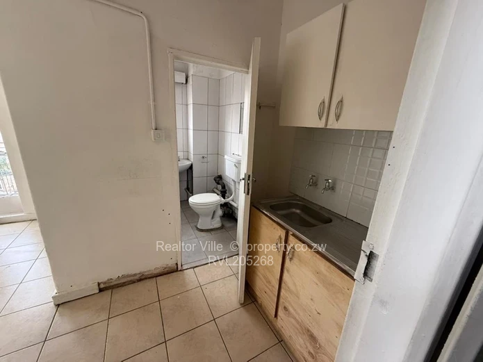 Bedsitter For Rent in Avenues