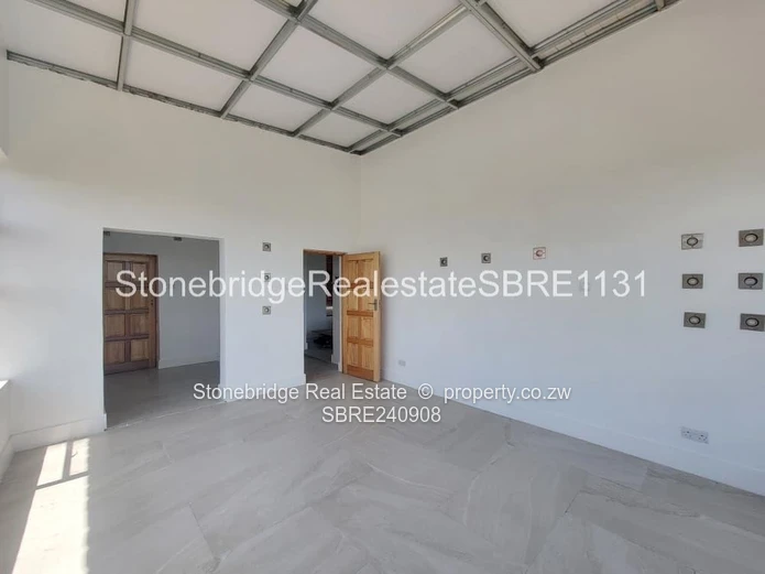 Modern 3 Bedroomed house in Hopelyn for sale