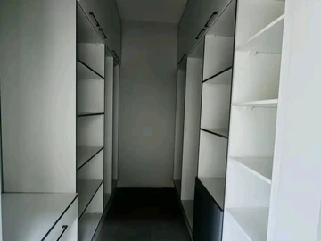 3 Bedroom Flat & Apartment