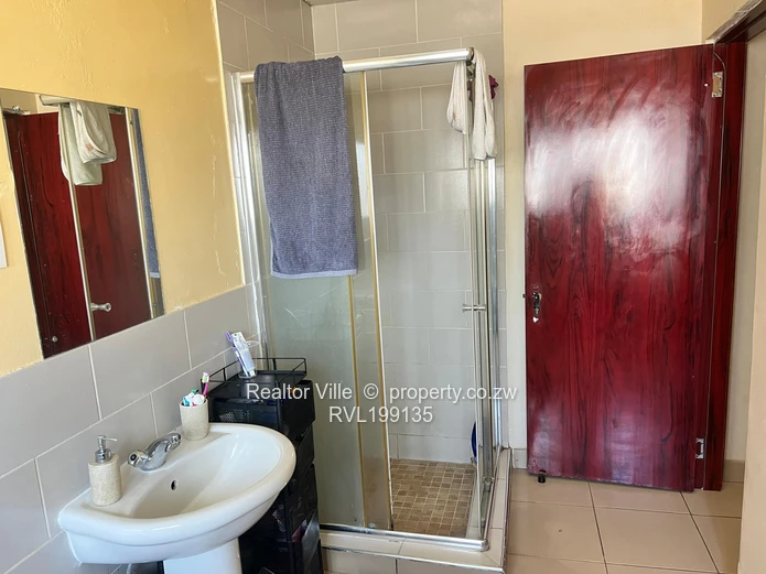 2 Bedroomed Garden-flat For Rent In Mabelreign