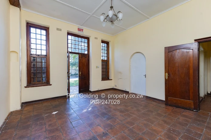 Commercial Property For Sale in Alexandra Park- Churchill Main Road Frontage