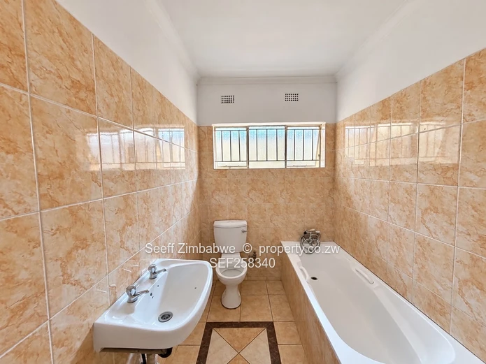 New Sole Mandate 4 Bed Solid Home In New Marlborough (Sole Mandate)