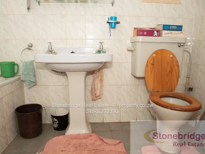 3 Bedroom House for Sale in Suburbs