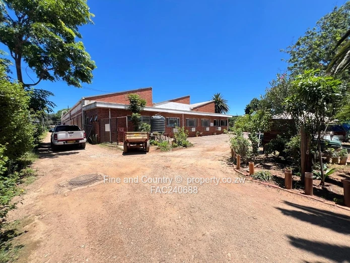 Warehouse For Sale – Main Road Frontage