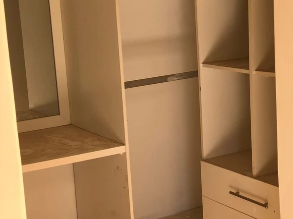 4 Bedroom Flat & Apartment