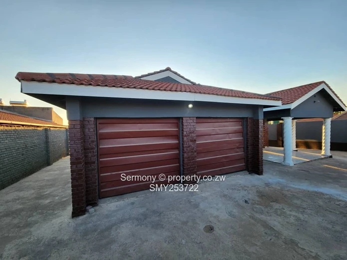 Massive Residential Property In Chipukutu Up For Grabs, 