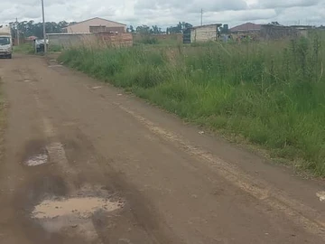 Commercial & Industrial Land