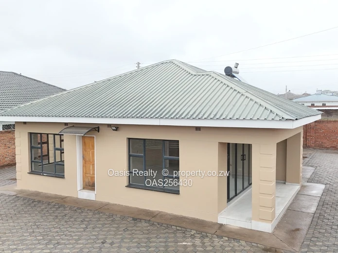 Neat Home To Let  In A Secure Community  (Sole Mandate)