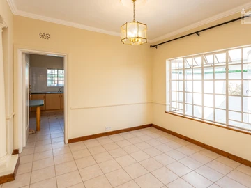 4 Bedroom Garden Flat