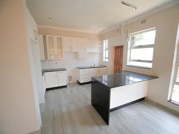 13 Unit Townhouse Complex