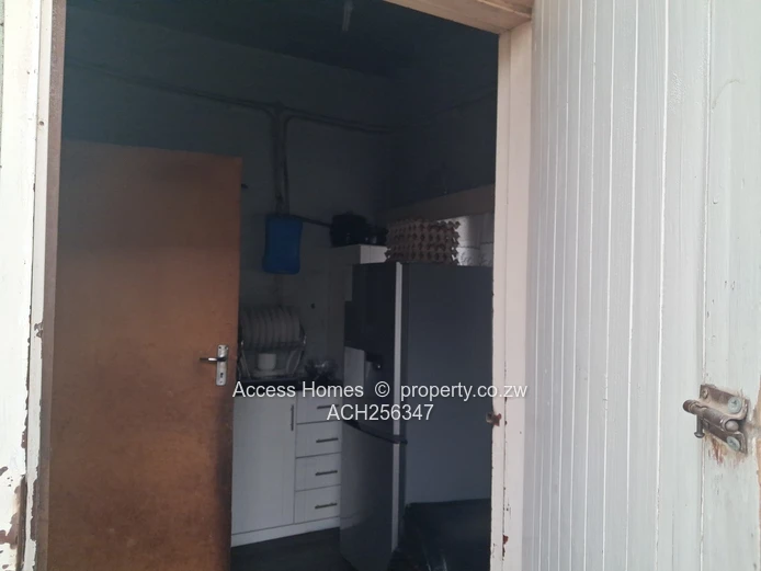 Glenview 4 House With Title Deeds 