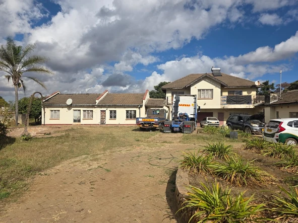 6 Bedroom House