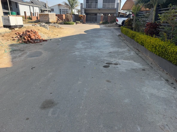 Stands & Residential Land