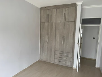 3 Bedroom Garden Flat